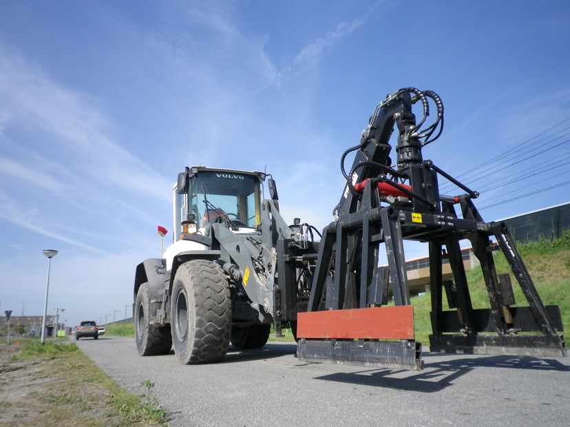 JKB | Hydraulische stenenklem t.b.v. montage aan shovel / wiellader