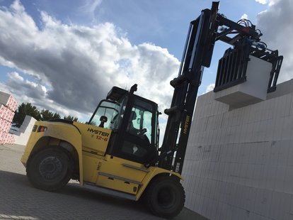 JKB HK KZS Kalkzandsteenklem Hyster