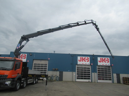 HMF 5020 met fly-jib op mercedes arocs JKB bakopbouw carrosserie