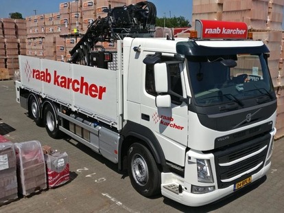 Kennis 16-R verrijdbare kraan geleverd aan Raab Karcher door JKB Transporttechniek 